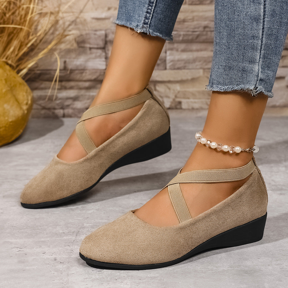 Women's Pointed Toe Suede Wedge Heel Casual Single Shoes