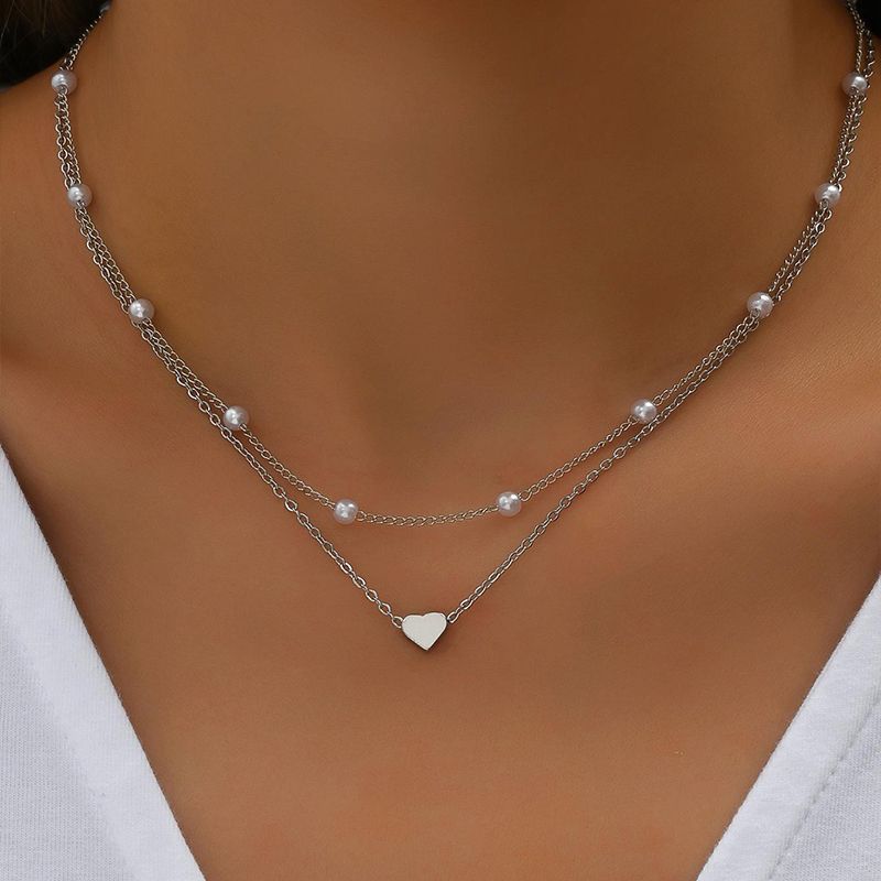 Fashion Imitation Pearl Layered Necklace with Heart Pendant for Women Men