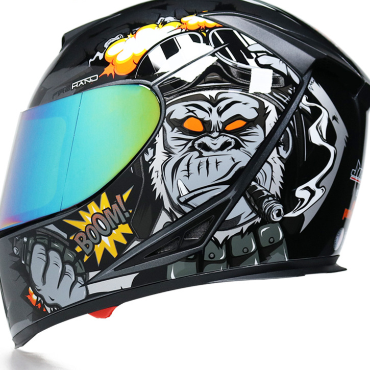 Full face bicycle helmet with dual lens