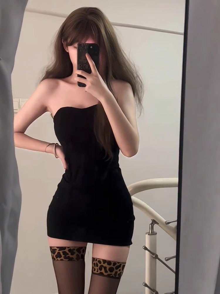 Sexy Fishbone Strapless Bodycon Dress with Built-in Pads
