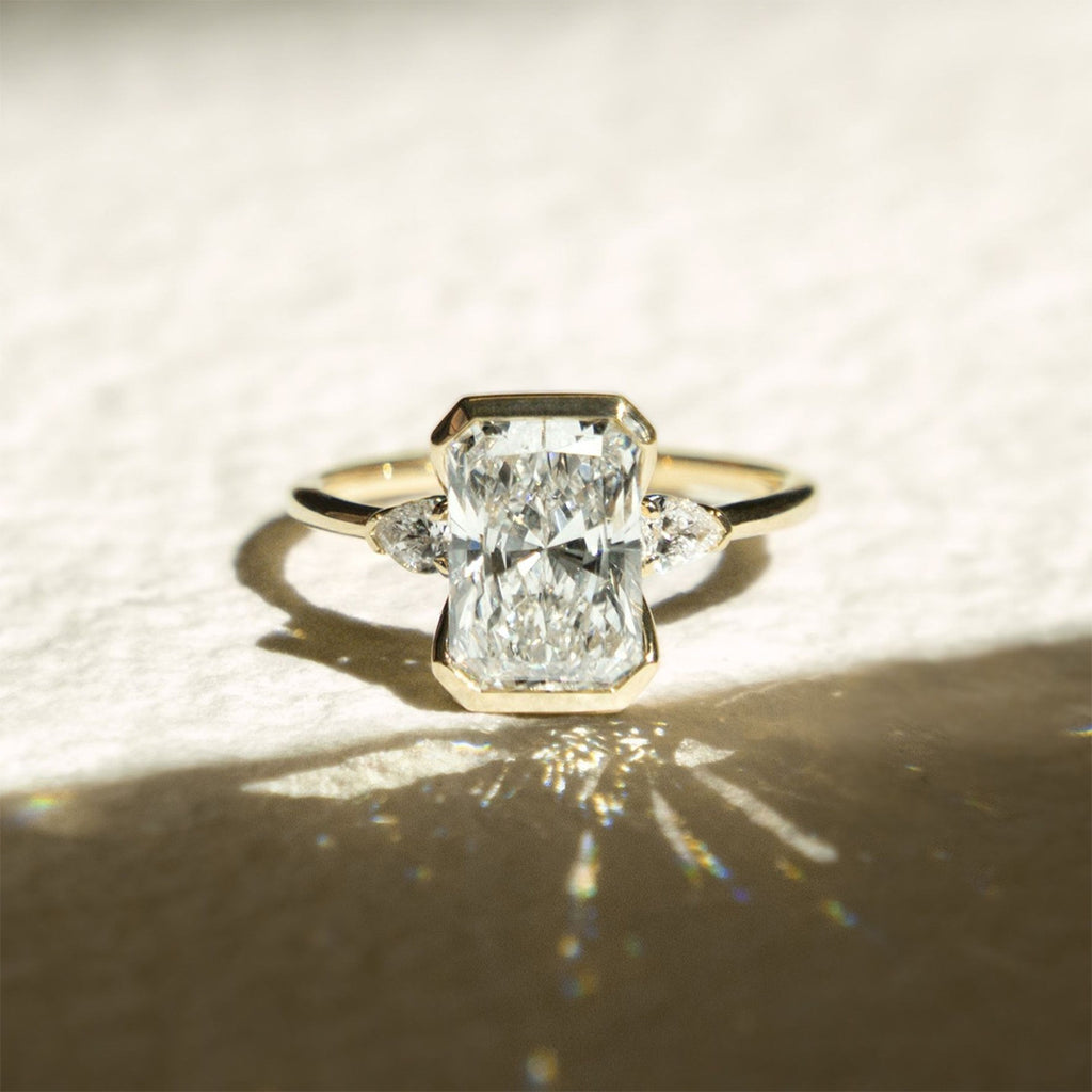 Personalized Design Classic Square Diamond Zircon Engagement Diamond Ring