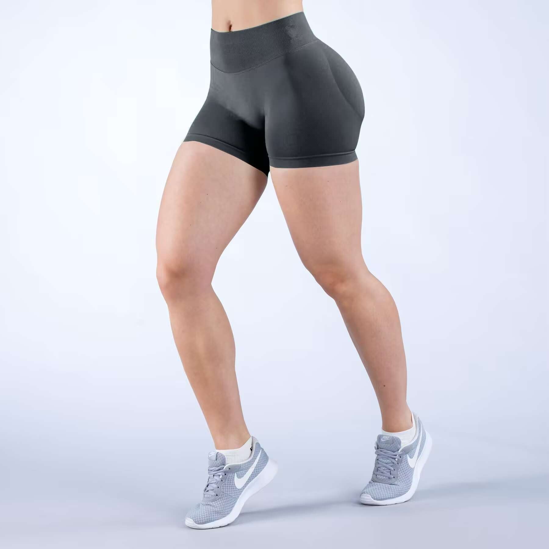 Seamless Knitted High Elastic Nylon Yoga Shorts with Waist Pleating and Hip Lift