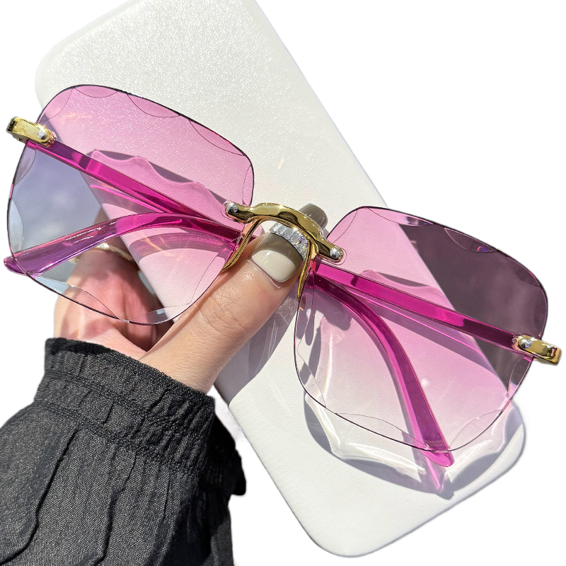 Frameless beveled sunglasses