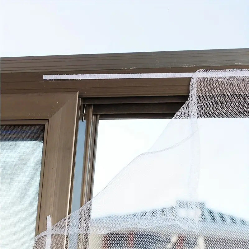 Hard magnetic mosquito screen