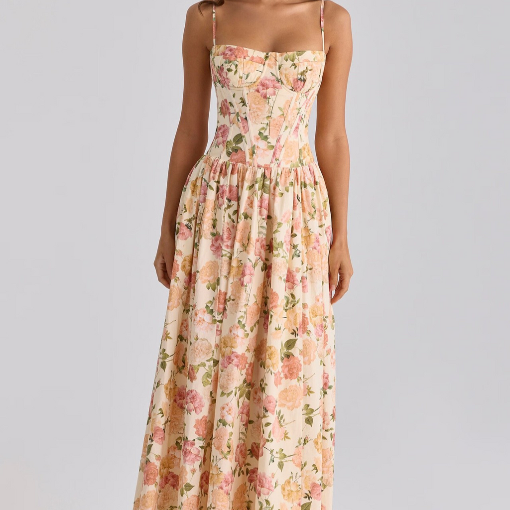 Elegant strapless dress