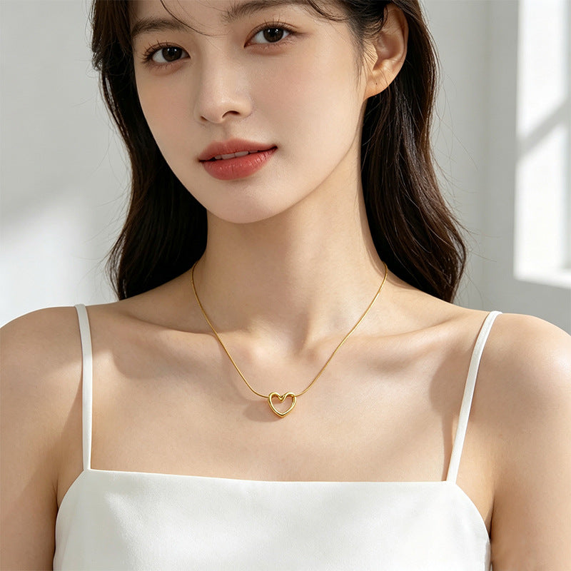 Love heart clavicle chain