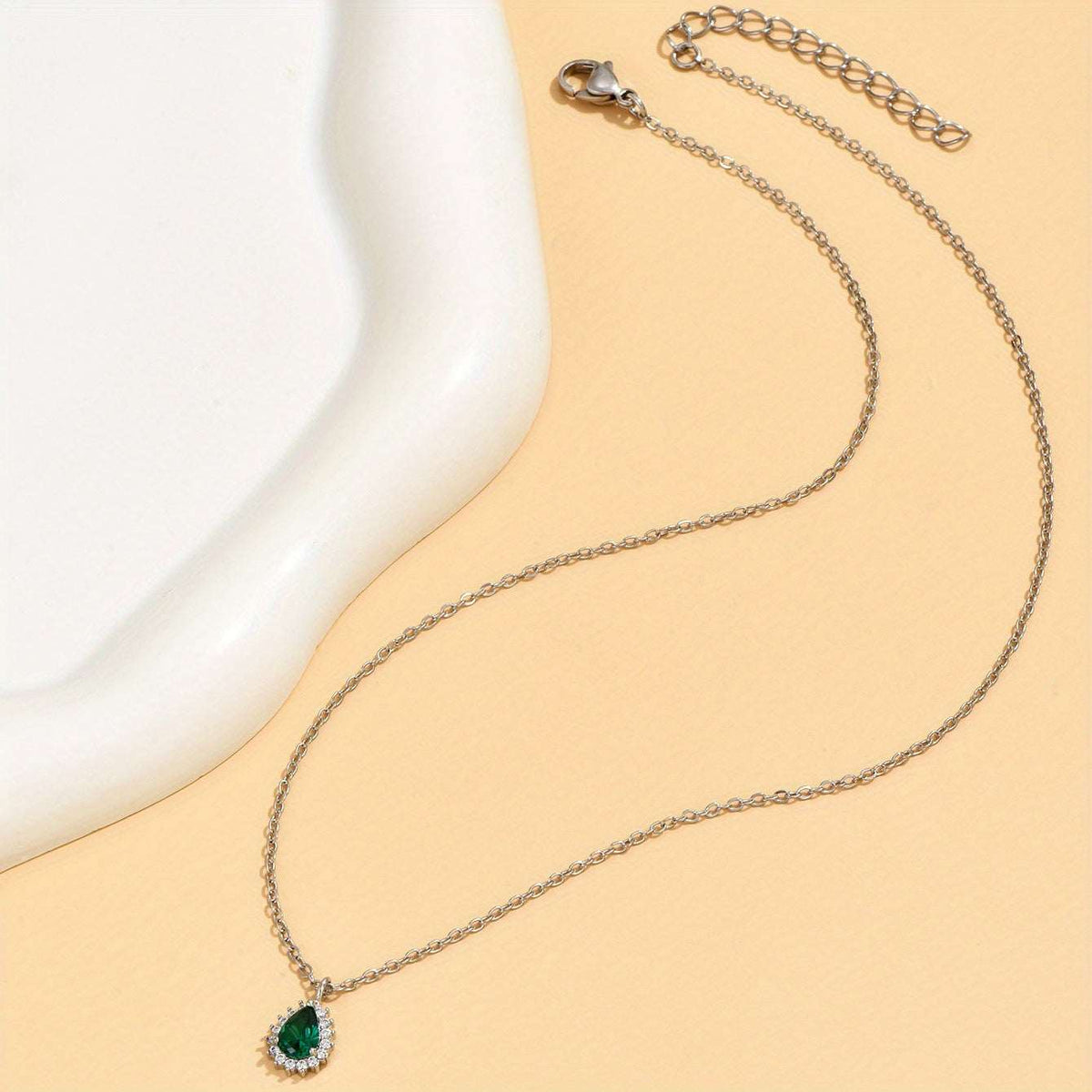French-style gold-plated copper necklace