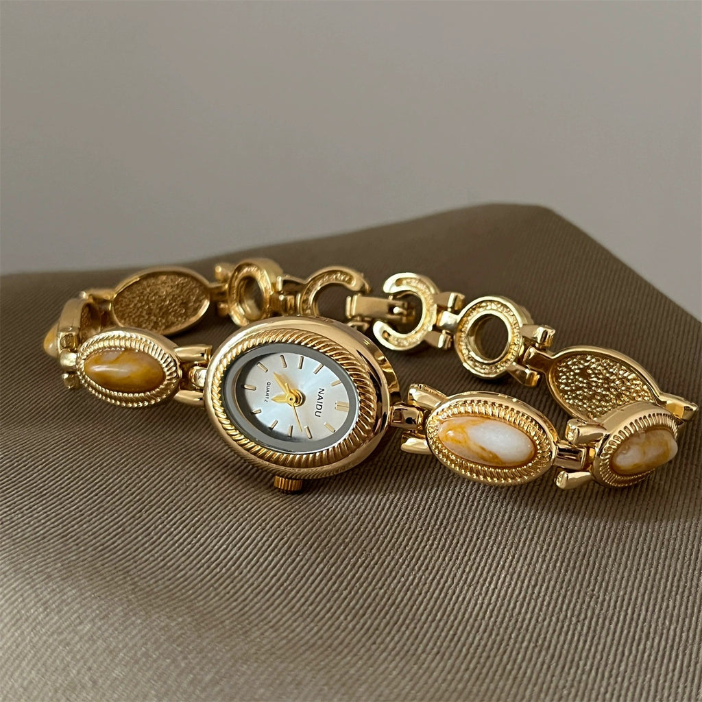 Women?s quartz wristwatch