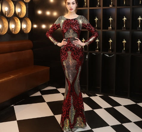 Elegant Sequined Evening Dress with Long Sleeves