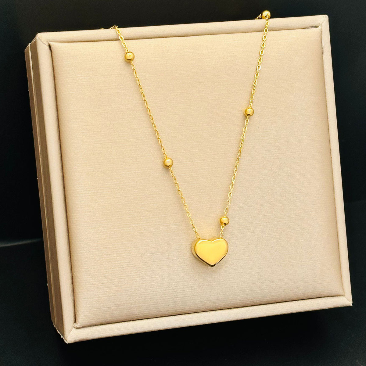 Minimalist Heart Titanium Steel Necklace 18K Gold Plated Clavicle Chain