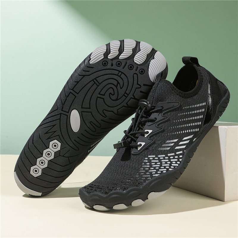 Mountaineering hiking and stream-wading shoes