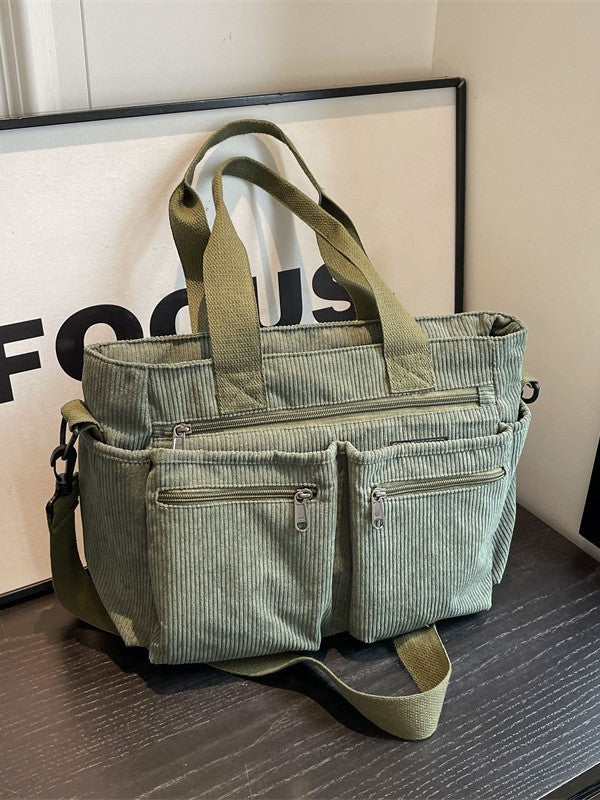 Large-capacity pile fabric shoulder bag for traveling
