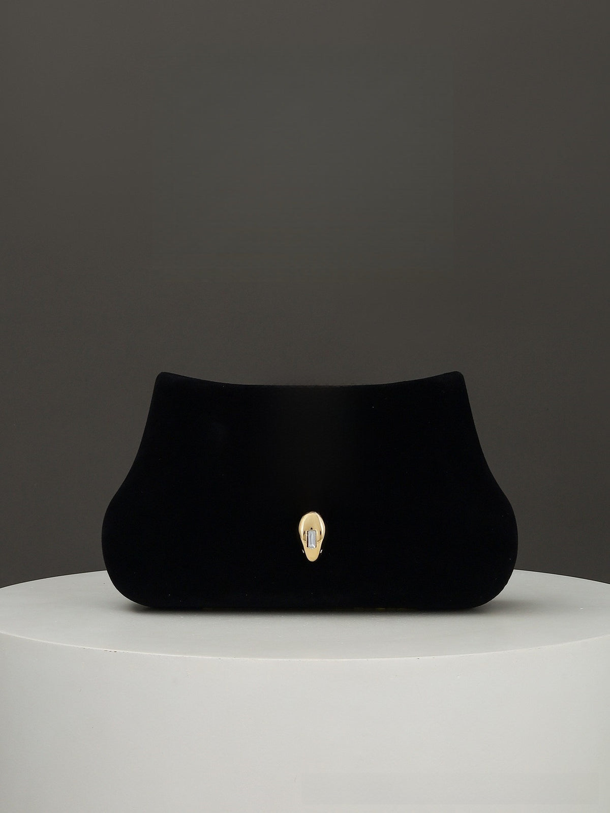 Women's Snake-Shaped Lock Velvet Chain Crossbody Evening Bag Clutch