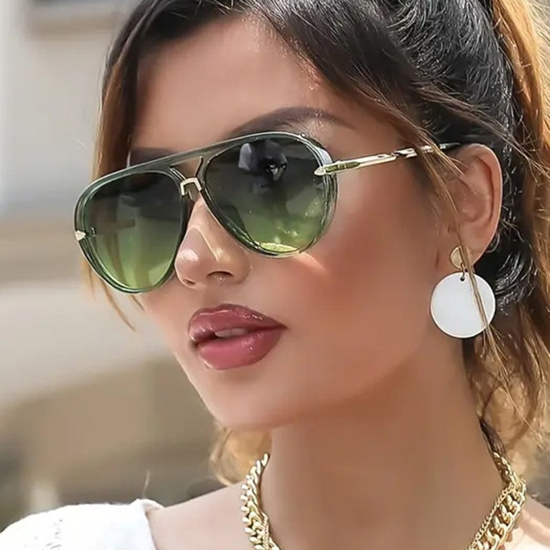 Toad-Shaped Aviator Sunglasses