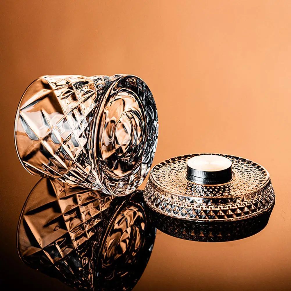 Rotating Base Whiskey Glass Set