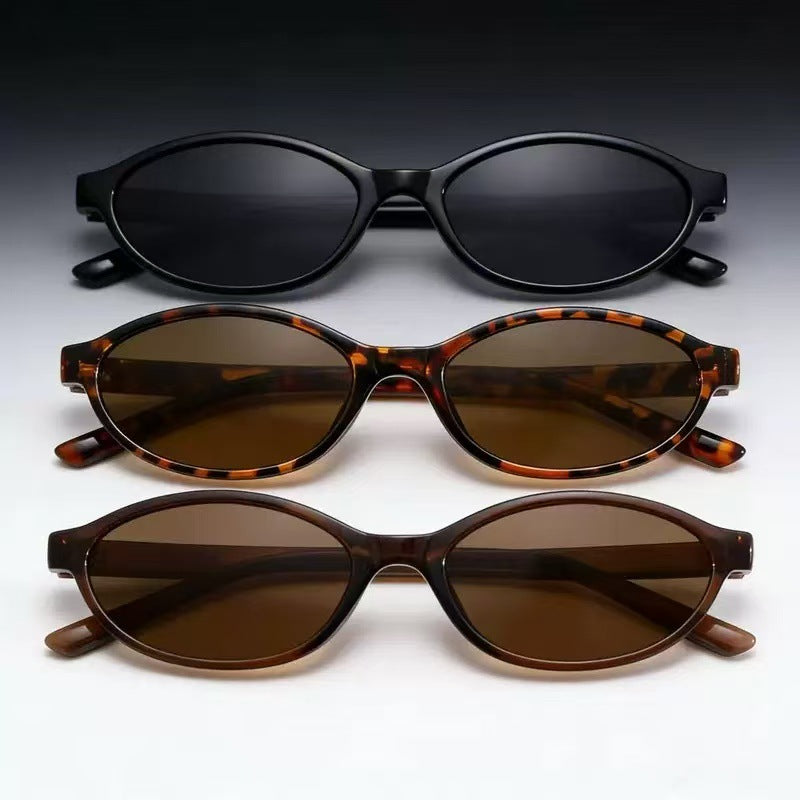 Small-frame oval sunglasses