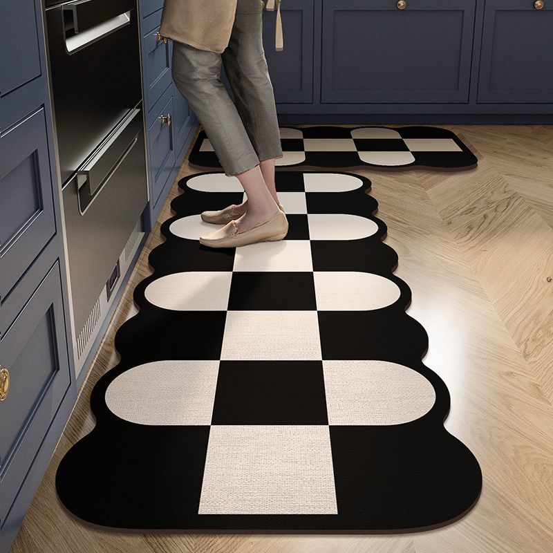Diatom Mud Non-Slip Kitchen Floor Mat, Water Absorbent Oil Proof Bathroom Mat