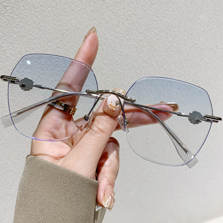 Frameless Photosensitive Color-Changing Sunglasses