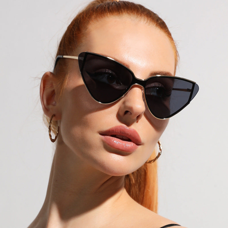 Large Frame Metal Cat Eye Retro Sunglasses