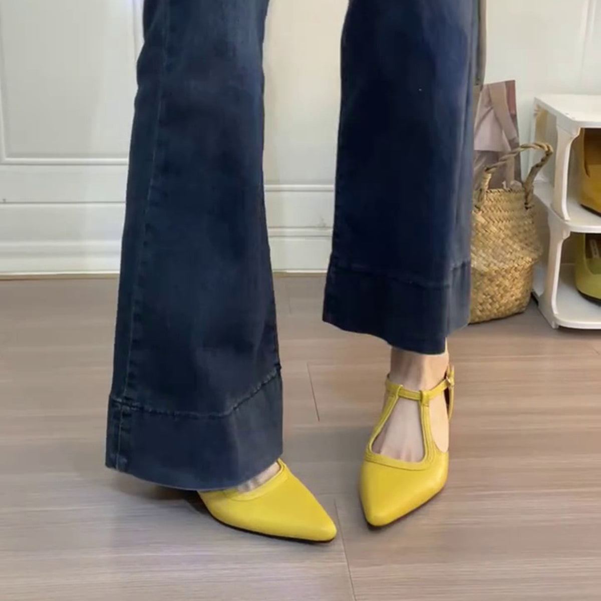 Womens Pointed Toe Mary Jane Sandals