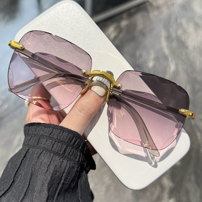 Frameless beveled sunglasses