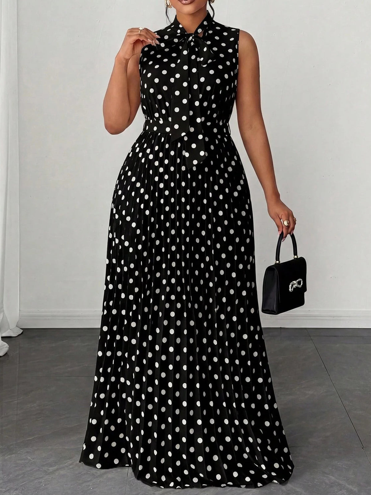 Polka Dot Sleeveless Tie-Up Mid-Length Dress