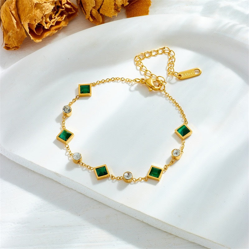Gold-Plated Titanium Steel Square Emerald Inlaid Rhinestone Necklace