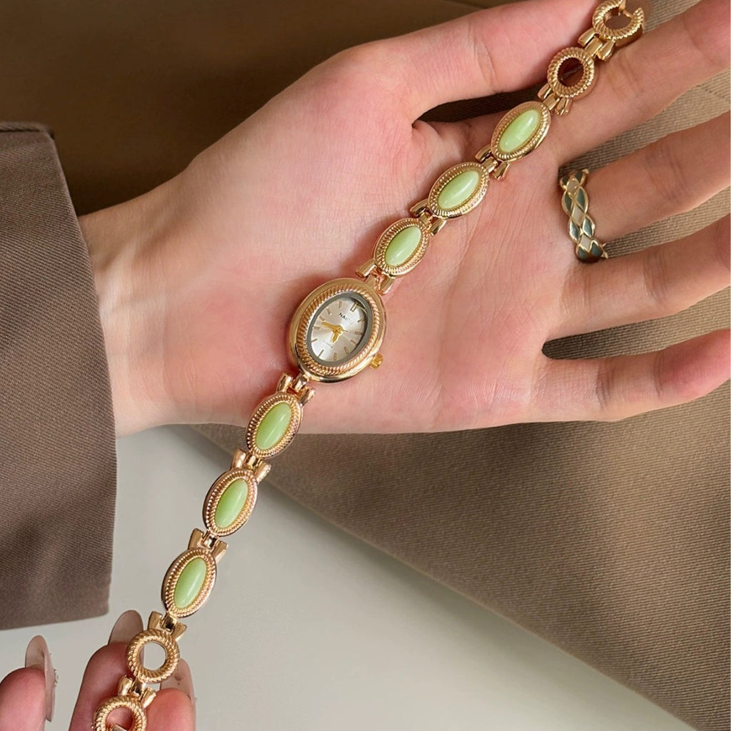 Women?s quartz wristwatch