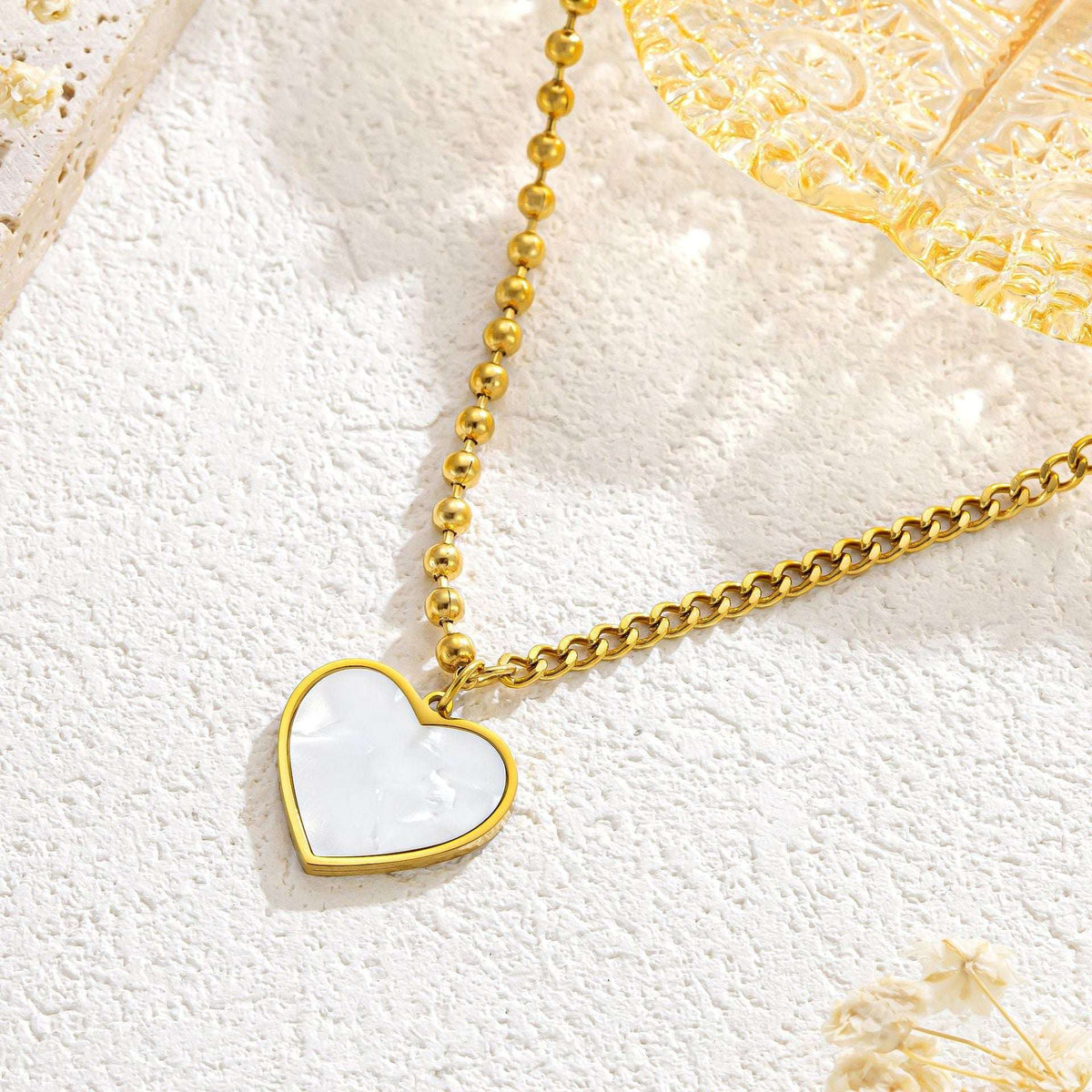 Heart Shape Shell Necklace