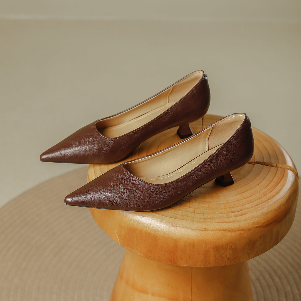 Retro Pointed Toe Pumps