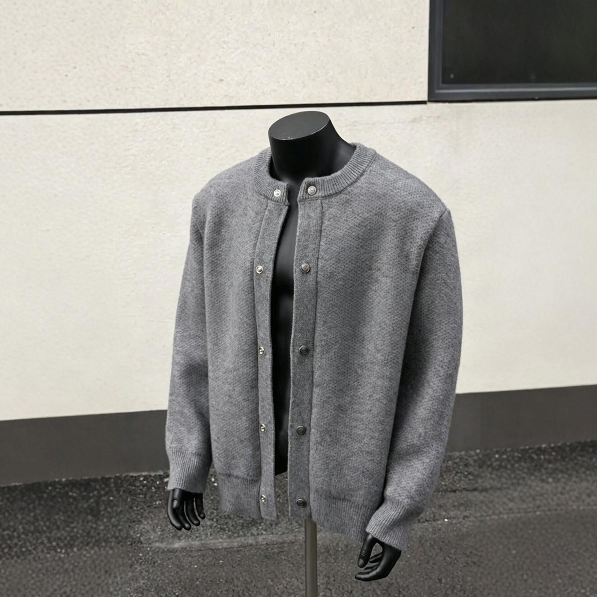 Men's thick unbuttoned knitted cardigan