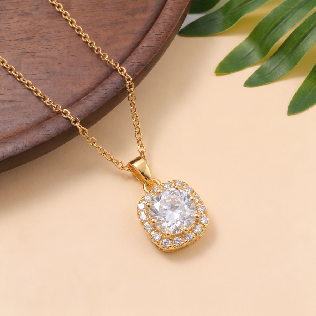 Zirconite collar chain
