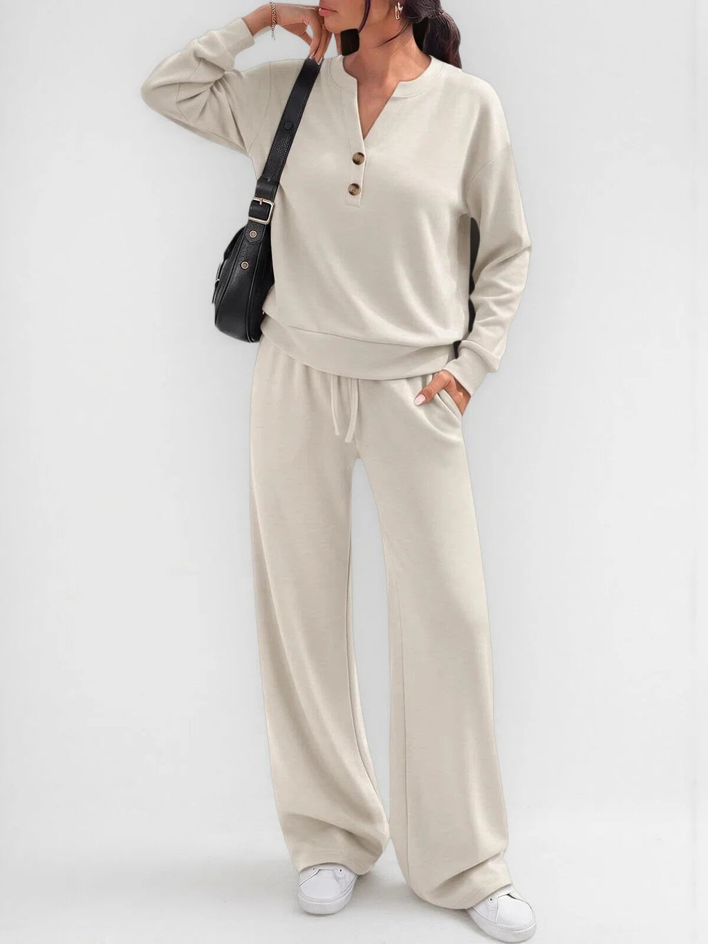 Loose-fitting long-sleeve top and wide-leg pants