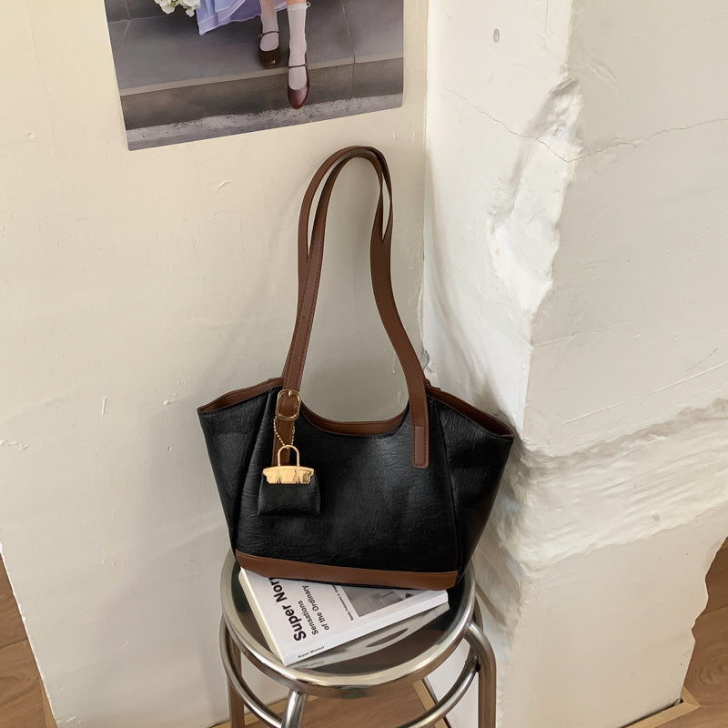 Large-Capacity PU Leather Tote Bag, Stylish Commuter Shoulder Bag for Women