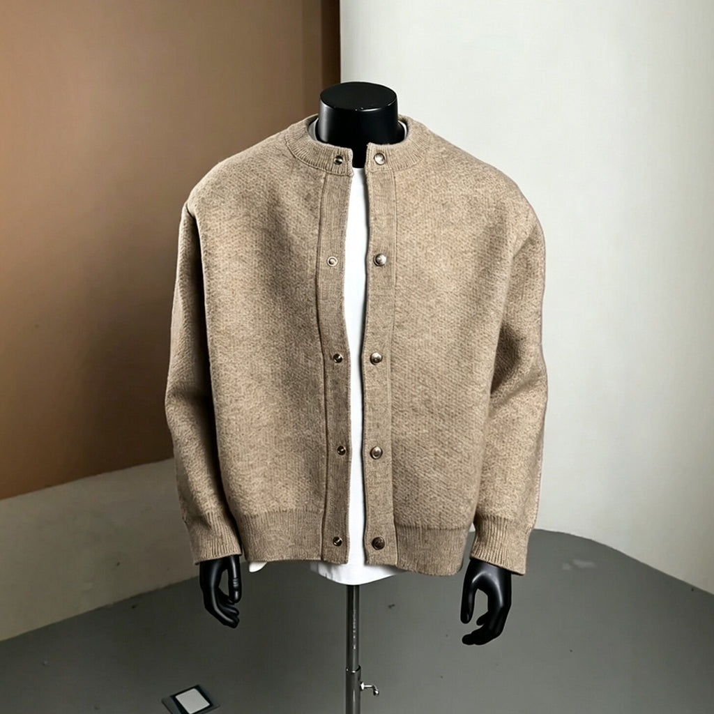 Men's thick unbuttoned knitted cardigan