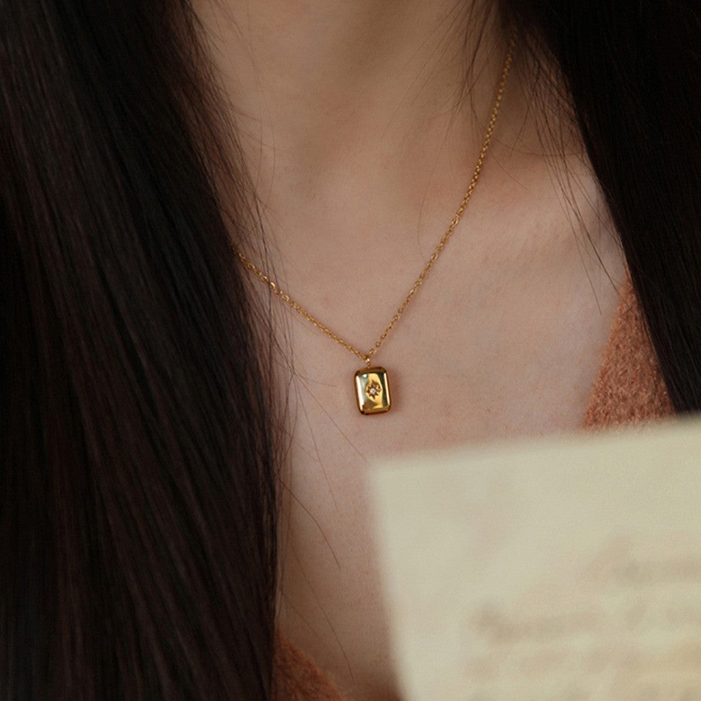Titanium Steel Color-Preserving Small Mirror Necklace