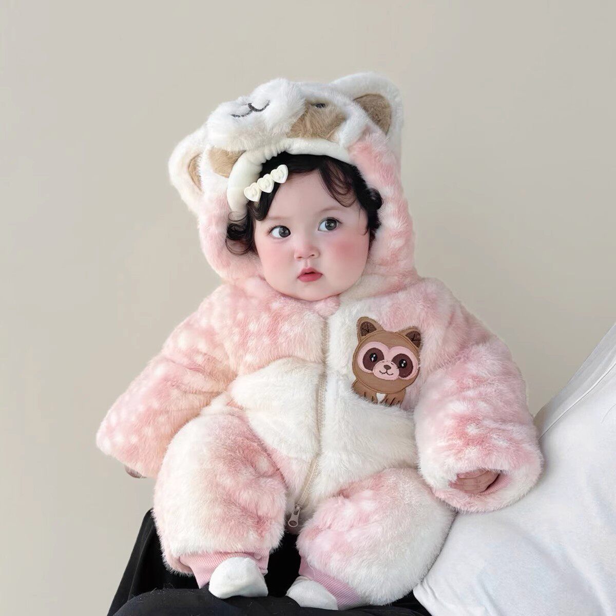 Fleece-Lined Baby Romper with Animal Design