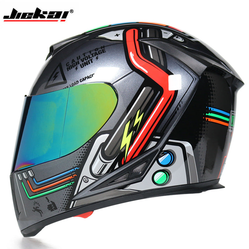 Full face bicycle helmet with dual lens