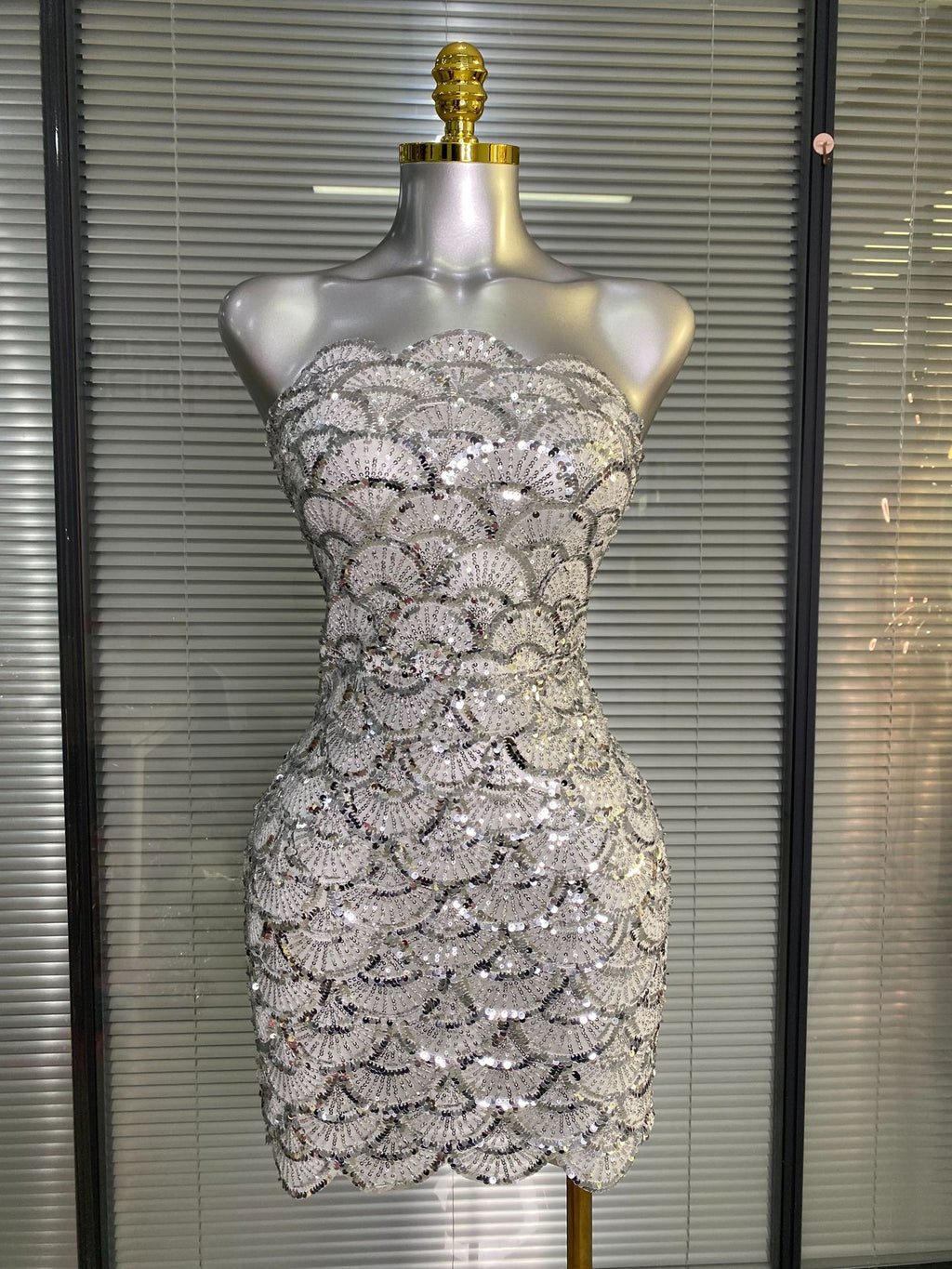 Fish Scale Sequin Strapless Performance Dress