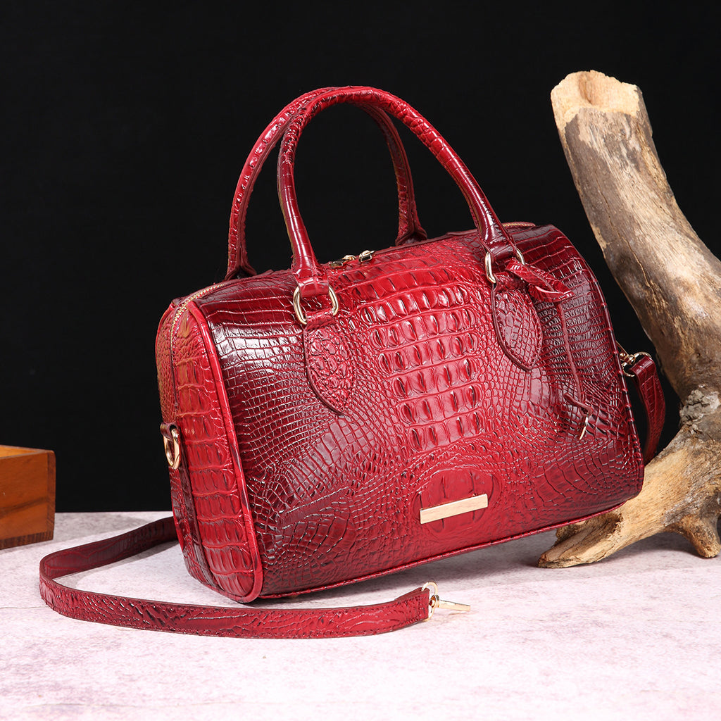 Women?s vintage handbag