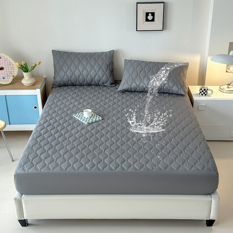 Waterproof bed cover in solid color