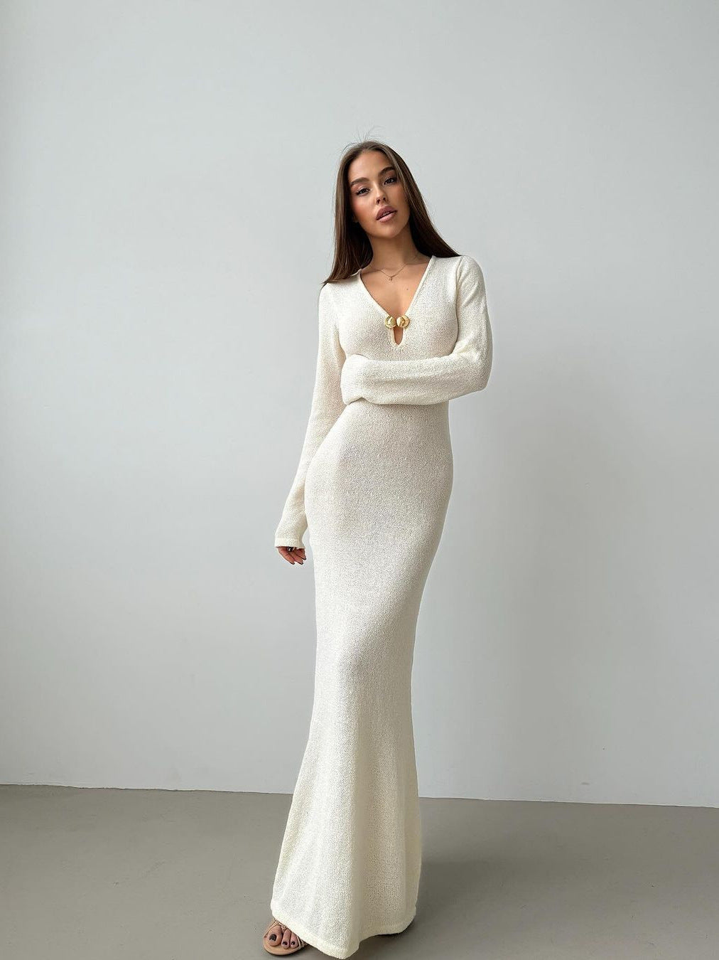 Womens Long Sleeve V-Neck Knitted Dress