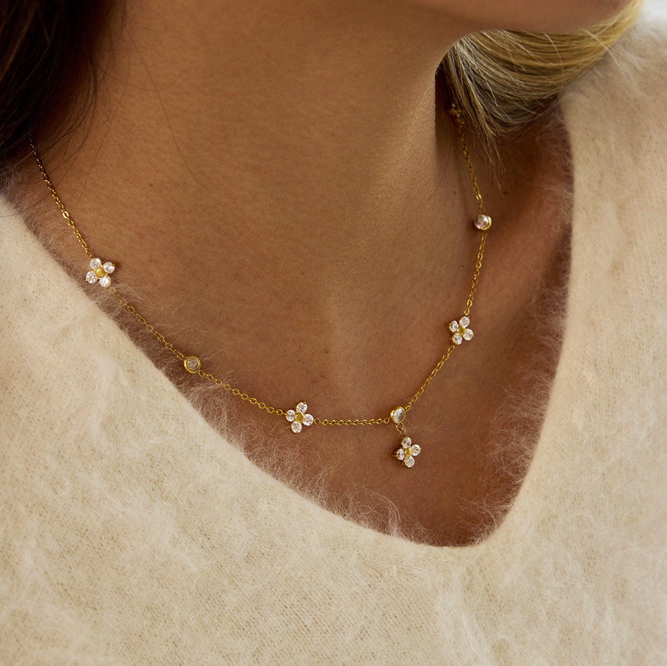 Titanium Steel Zircon Four-Leaf Clover Necklace