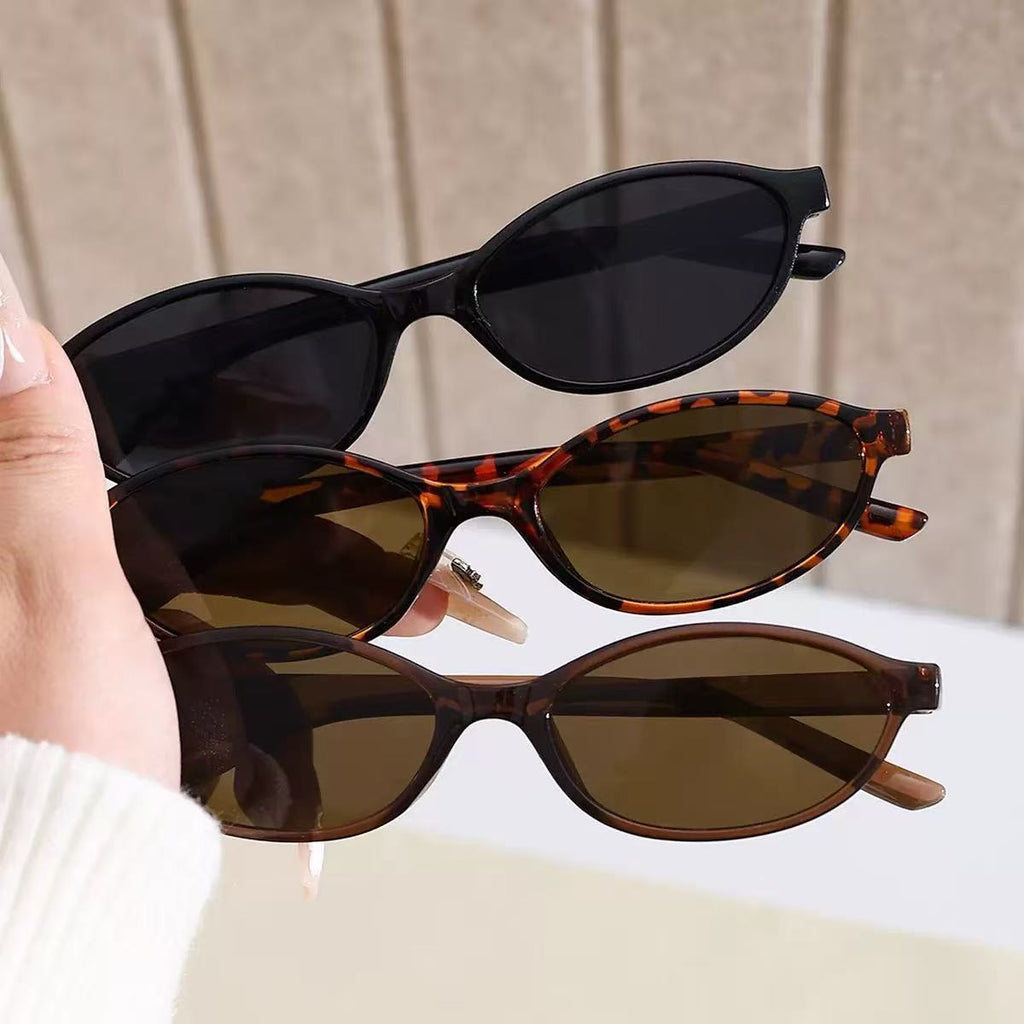 Small-frame oval sunglasses