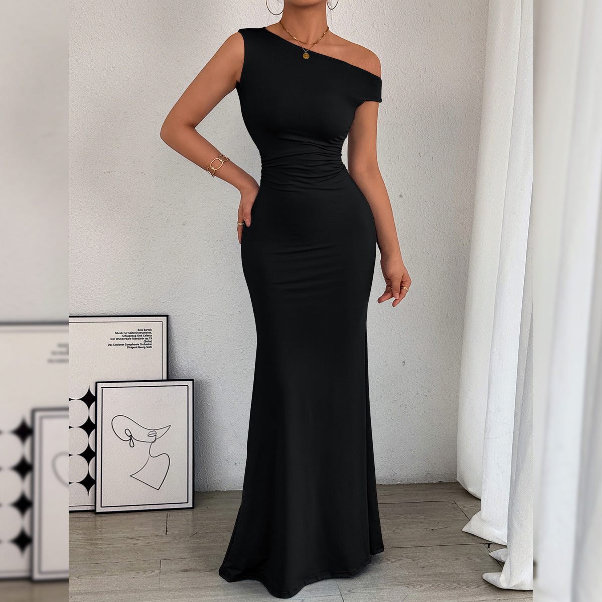 One-Shoulder Fishtail Hem Pleated Waist Long Sleeveless Dress