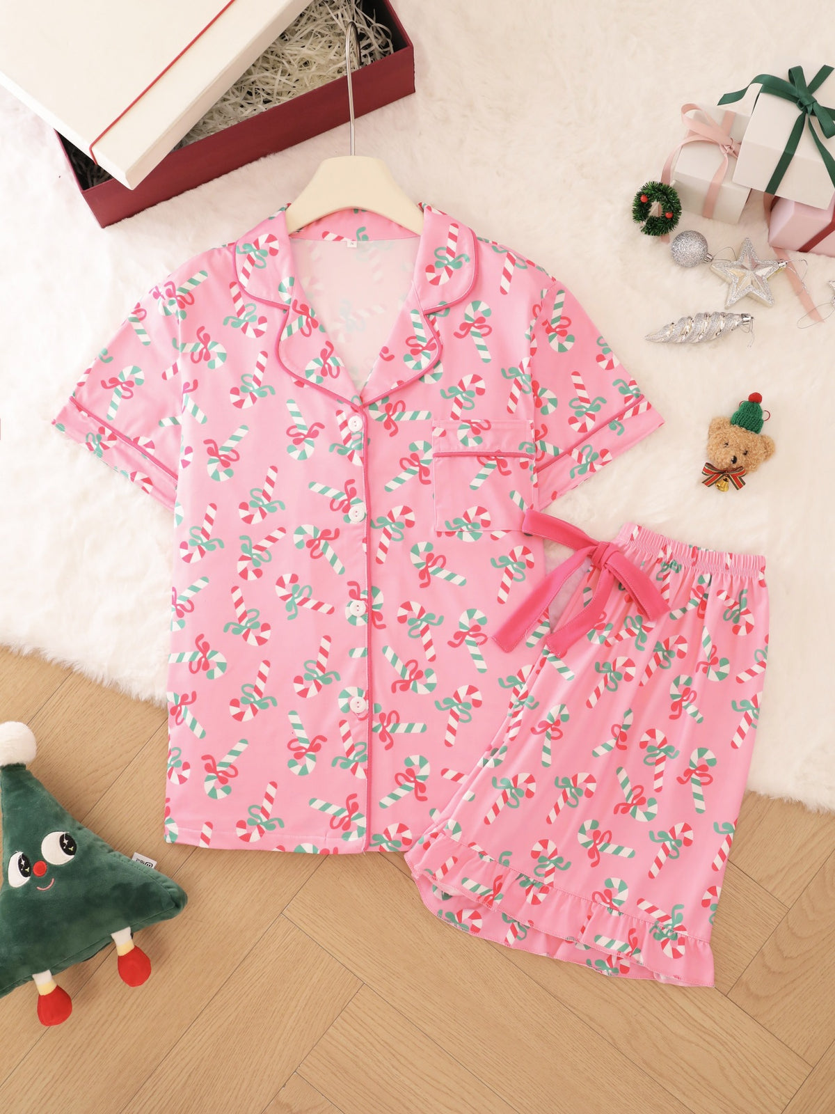 Womens Christmas Plaid Pajama Set