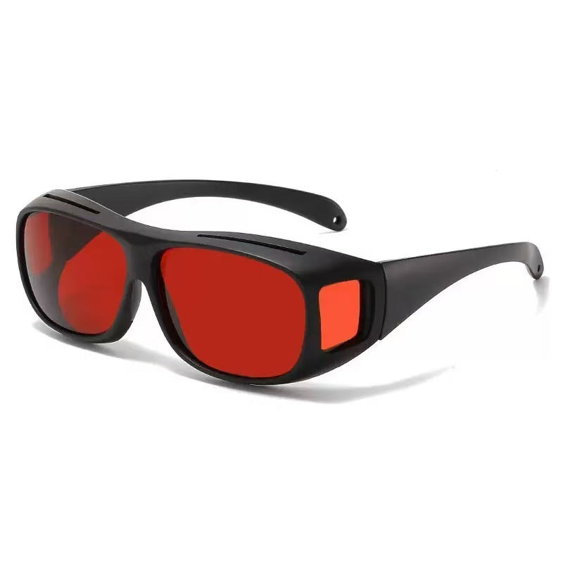 Outdoor night vision goggles