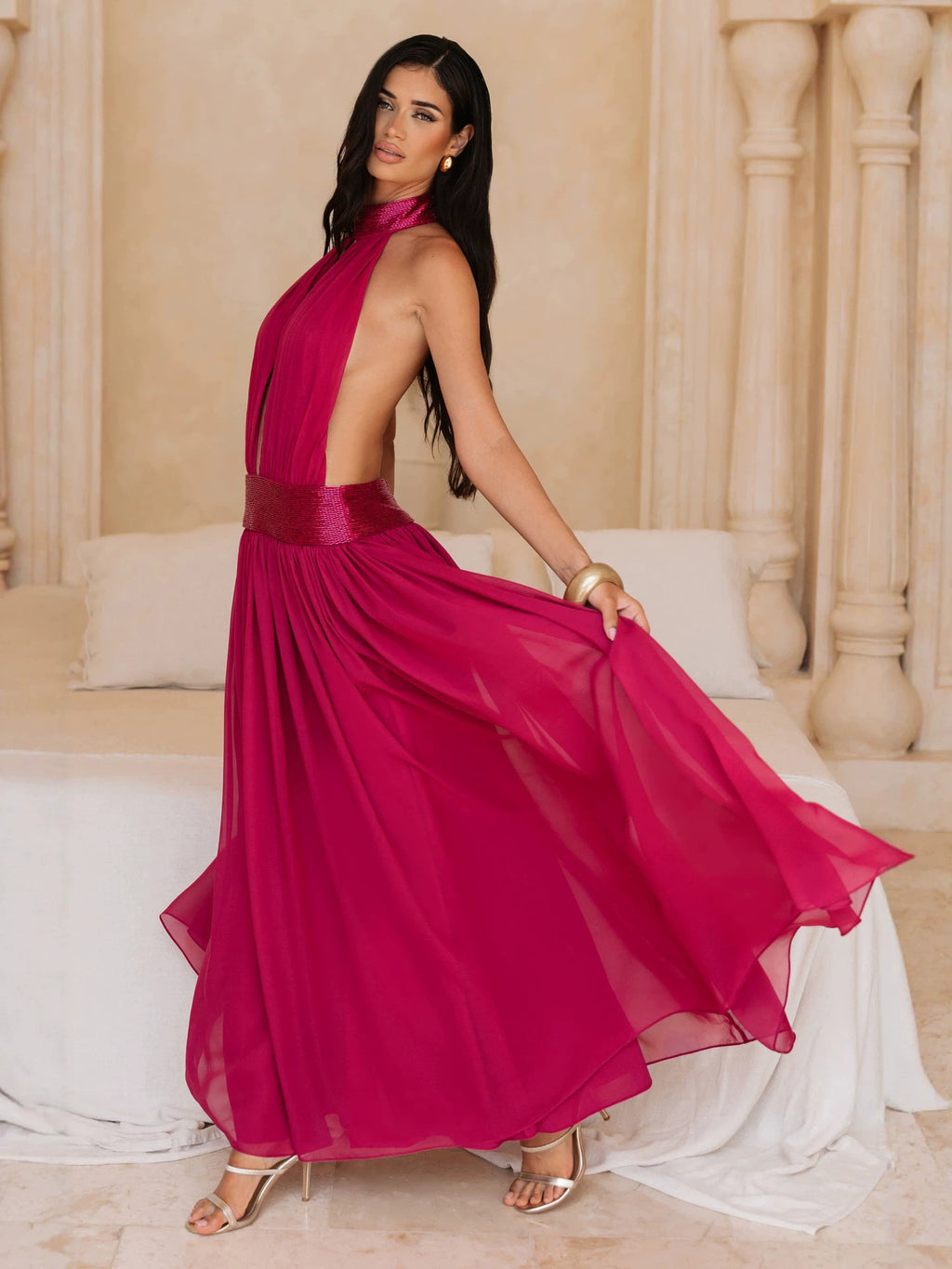 Backless sleeveless long chiffon dress