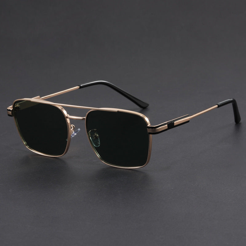 Retro Square Frame Metal Sunglasses