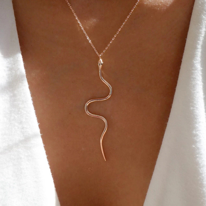 Snake Shape Electroplating Pendant Necklace